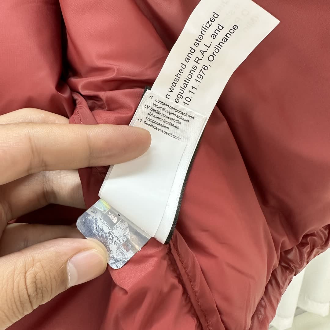 The North Face Women's Nuptse Short Down Jacket NF0A5GGE